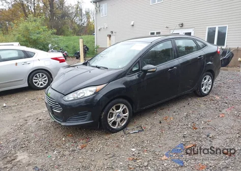 2015 Ford Fiesta Se z USA, uszkodzony, nr VIN 3FADP4BJXFM191562